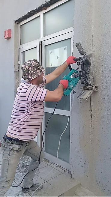 Фасадные работы: Fasadda izolyasiya üçün şırımlama və kabel/boru kanalı açma xidməti - — 1