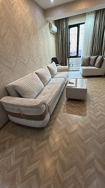 Künc divan 450azn. Bazalıdı. Səligəli işlənib. Ünvan Əhmədli Gəncə