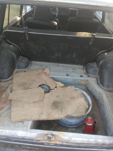 ВАЗ (ЛАДА): ВАЗ (ЛАДА) 2103 : 2003 г., 0.7 л, Механика — 4