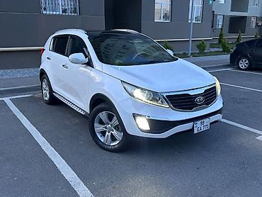 Kia: Kia Sportage AWD krossover Xüsusiyyətlər: - Tam ötürücülü (AWD) — 8