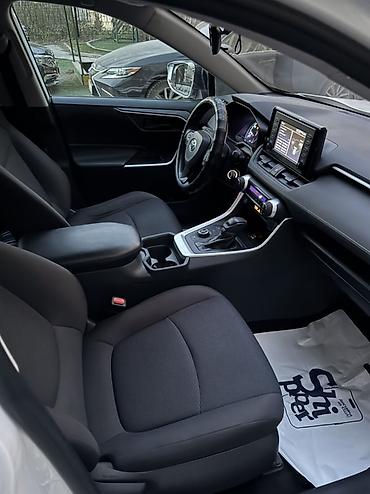 Toyota: Toyota RAV4: 2019 г., 2.5 л, Гибрид, Кроссовер — 8