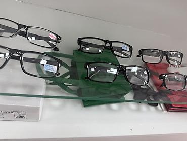 YAXİN GÖRMƏ ÜÇÜN Qara çərçivəli optik eynəklər – klassik düzbucaqlı