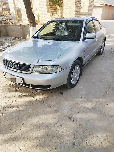 фольсваген б 5: Audi A4: 1996 г., 1.6 л, Кол менен иштөөчү, Бензин, Седан — 1