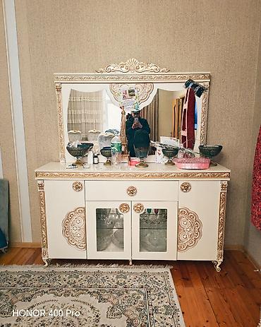 xonca desti: Klassik üslubda yataq otağı dəsti - Yataq: yumşaq kapitone başlıq — 10