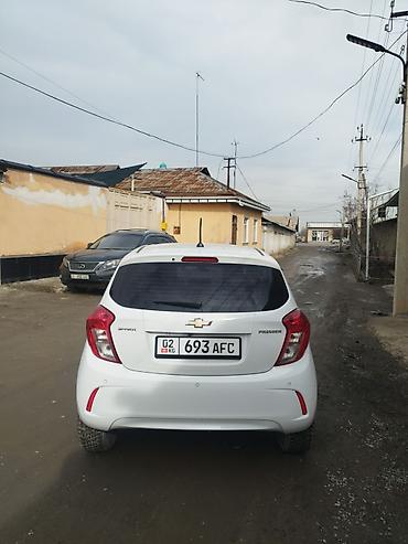 Chevrolet: Chevrolet Spark: 2019 г., 1 л, Вариатор, Бензин, Хэтчбэк — 4