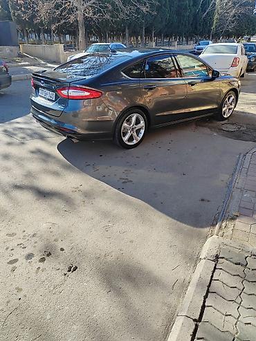 ford focus hatchback: Ford Fusion: 1.5 l | 2016 il 192000 km Sedan — 4