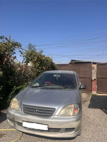 скутер с крышей: Toyota Nadia: 2000 г., 2 л, Автомат, Бензин, Минивэн