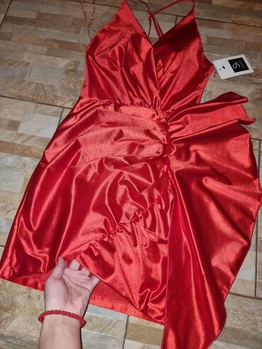 haljina xs: XS (EU 34), bоја - Crvena, Večernji, maturski, Na bretele