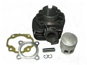 7 stapova: Set cilindar + klip za dvotaktni skuter/moped 50 ccm Opis: - — 1