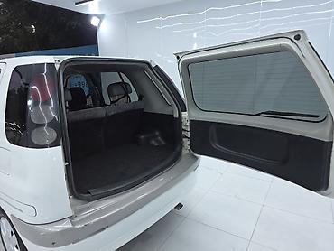 Toyota: Toyota Raum: 2000 г., 1.5 л, Автомат, Бензин, Минивэн — 4