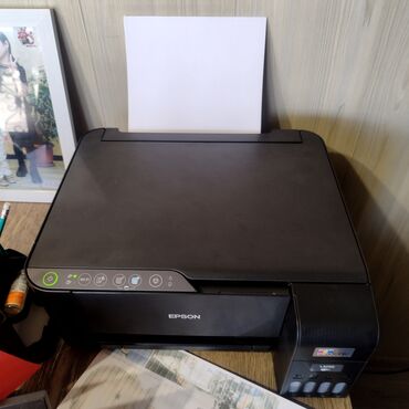 cvetnoj printer epson p50: Продам принтер Epson. Есть дефект при распечатке, как на фотке. Цена