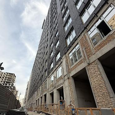 3 квартиры: Строится, Элитка, 3 комнаты, 100 м² — 2