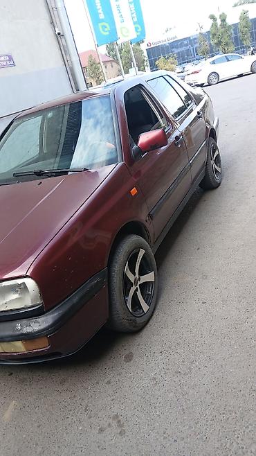 a8 d2: Volkswagen Vento: 1995 г., 1.8 л, Бензин, Седан — 1