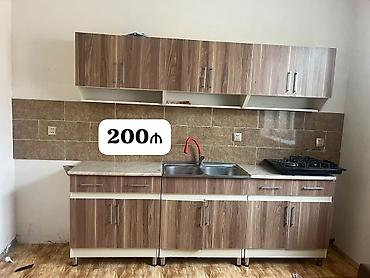 Mətbəx mebeli satılır 200₼. Ölçü 2m. Üzərində moyka verilir.Ünvann