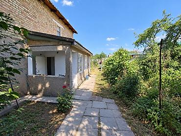 участок дом в селе байтик: Продаётся двухэтажный дом (полдома) в живописном селе Байтик. Локация — 2