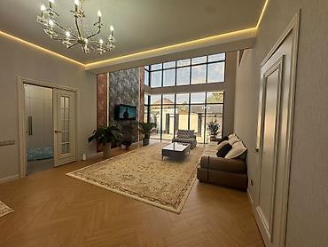 Продажа коттеджей и домов: 6 комнат и более, 300 м², Бишкек at lalafo.kg — 17 Продажа коттеджей и домов: 6 комнат и более, 300 м², Бишкек — 17