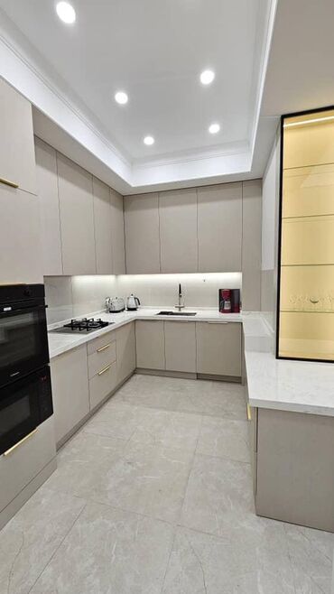 Долгосрочная аренда квартир: 3 комнаты, Агентство недвижимости, Без подселения, С мебелью полностью — 9