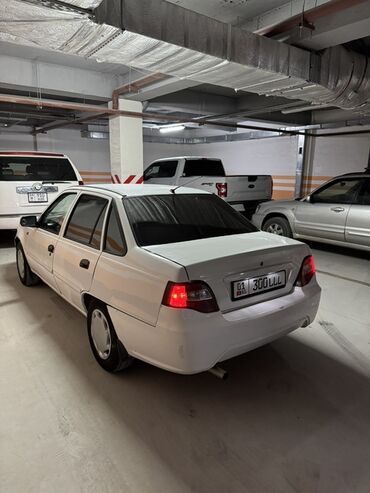 коробка на мазда 6: Daewoo Nexia: 2011 г., 1.6 л, Седан