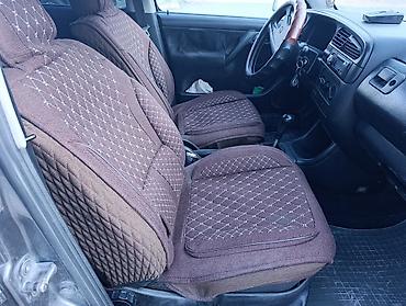 газ бензин: Volkswagen Vento: 1993 г., 2 л, Механика, Газ, Седан — 4