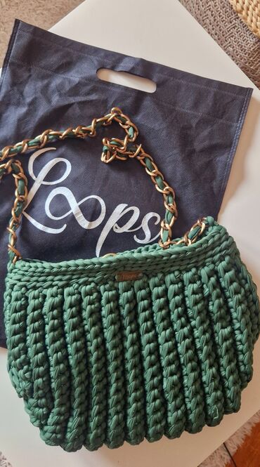 pončo s krznom: Loops bags torba, ručno heklana od pamučnih traka, smaragd zelene