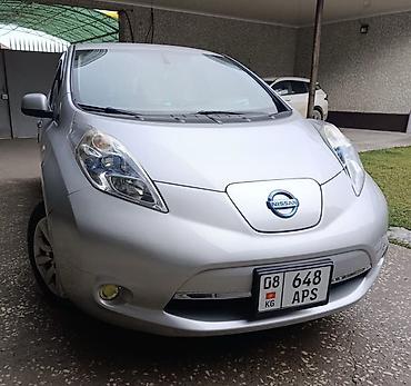 Nissan: Nissan Leaf: 2012 г., 1 л, Автомат, Электромобиль, Универсал — 6