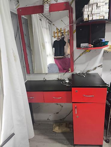Salon, tibbi mebel: Gözəllik salonu üçün mebel dəsti Hundurluk 100 ümumi uzunluq 3.20 2 — 1