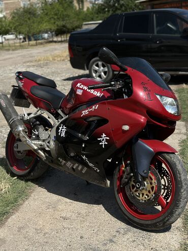 suzuki мотоцикл: Спортбайк Kawasaki, 900 куб. см, Бензин, Чоңдор үчүн, Колдонулган
