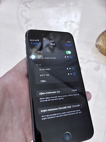 Apple iPhone: IPhone 8 Plus, 256 GB, Qara — 9