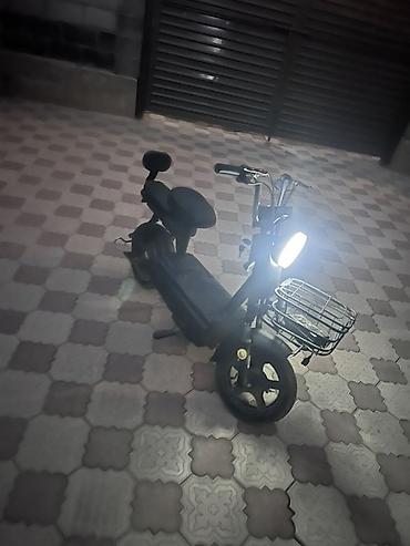 Электрический мини-скутер (городской e-bike) с посадкой