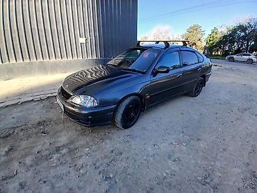 Унаа: Toyota Avensis: 2002 г., Автомат, Лифтбек — 1
