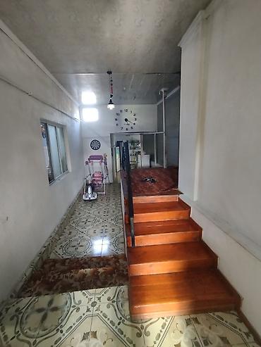 Продажа коттеджей и домов: Срочно продам дом 🏠, район Кызыл Аскер, в доме 7 комнат, 2 — 21