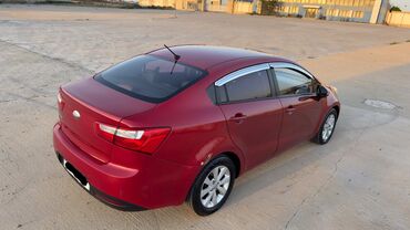 Kia: Kia Pride: 1.4 l | 2013 il Sedan — 9