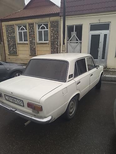 niva kuza: VAZ 2101 “Jiquli” sedan - Kuzov: 4 qapılı sedan, ağ rəng - Mühərrik — 4