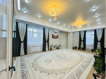 квартиры малосемейка: 4 комнаты, 145 м², Элитка, 3 этаж, Евроремонт