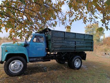 продаю в связи с переездом: ГАЗ : 1982 г., 4.2 л, Механика, Бензин, Универсал