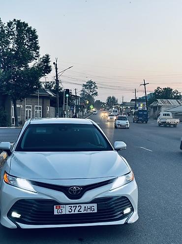 Toyota Camry: 2020 г., 2.5 л, Автомат, Бензин, Седан at lalafo.kg Toyota Camry: 2020 г., 2.5 л, Автомат, Бензин, Седан