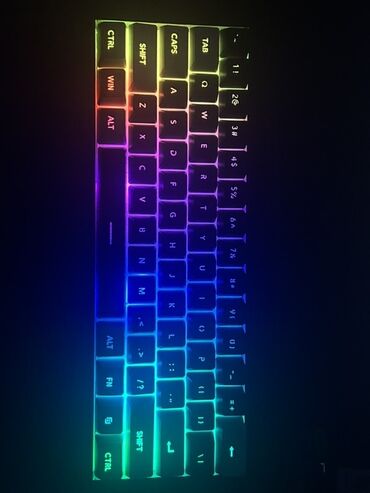 сумка для дисков: Kompakt RGB mexaniki klaviatura MageGee - 60% ölçülü, simsizliyi