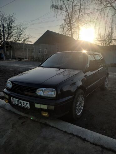 фолсваген б 5: Volkswagen Golf: 1992 г., 2 л, Механика, Бензин, Хетчбек