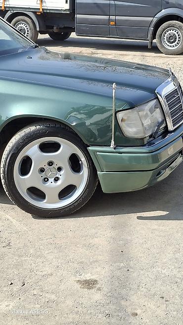 Продажа авто: Mercedes-Benz W124: 1992 г., 2 л, Автомат, Бензин, Седан — 2