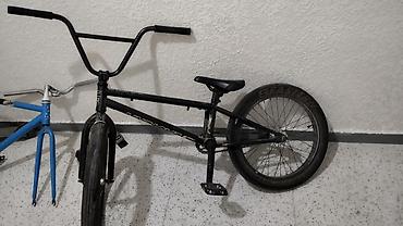 BMX велосипед, Рама M (156 - 178 см), Б/у at lalafo.kg BMX велосипед, Рама M (156 - 178 см), Б/у