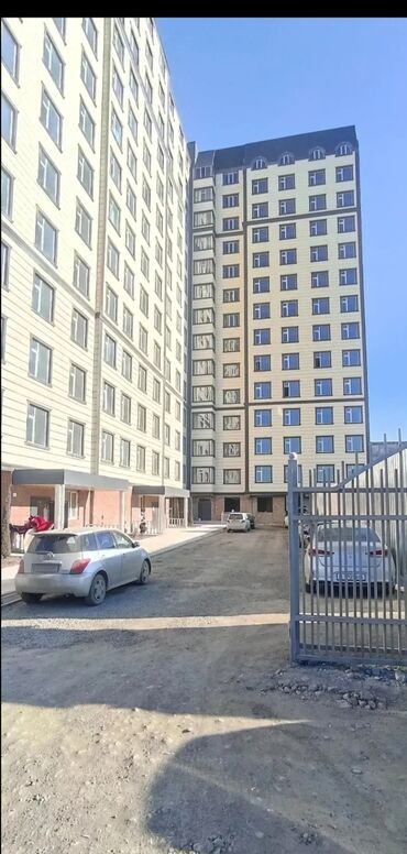 3 комнатная квартира 106 серия: 3 комнаты, 114 м², Элитка, 3 этаж, ПСО (под самоотделку)