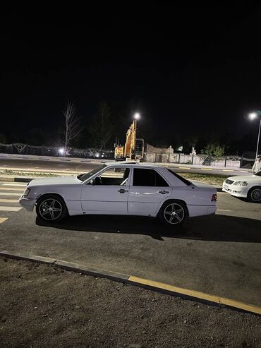 Mercedes-Benz: Mercedes-Benz W124: 1989 г., 2.3 л, Механика, Бензин, Седан