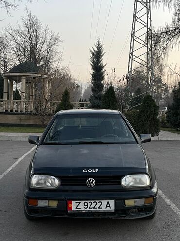 Volkswagen: Volkswagen Golf: 1993 г., 1.6 л, Механика, Бензин, Седан