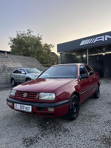 Volkswagen: Volkswagen Vento: 1994 г., 1.8 л, Механика, Бензин, Седан — 1