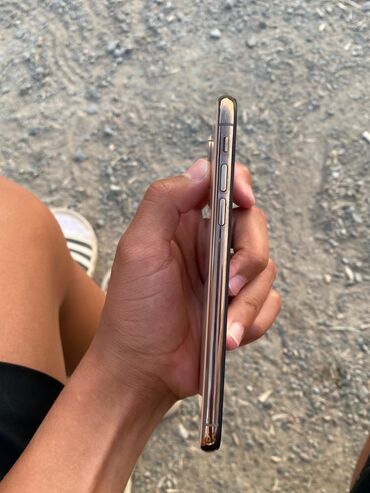 теле: IPhone Xs, Б/у, 64 ГБ, Золотой, 100 %