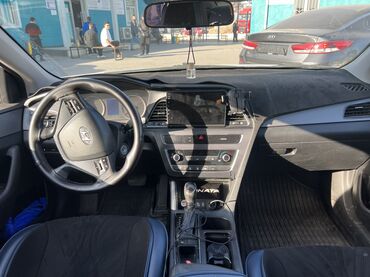Hyundai: Hyundai Sonata: 2015 г., 2 л, Автомат, Газ, Седан — 6