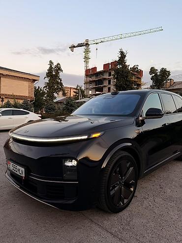 куплю маш: Lixiang L9: 2025 г., 1.5 л, Гибрид, Внедорожник — 3