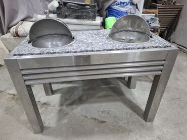 Restoran mebeli: Paslanmayan metaldan hazırlanmış, mərmər səthli yemək paylama stolu — 12