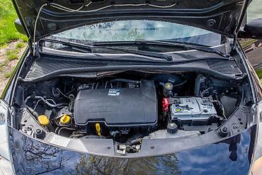 Renault: Renault Clio III – crni, 5 vrata, hečbek - Motor: benzinski — 16