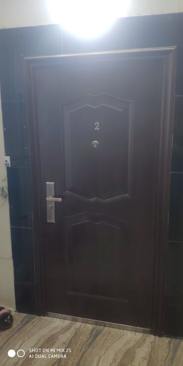 plastik qapı pəncərə aksesuarları: Seyf qapi 205/92sm
140azn
7ci mkr 9599 leli